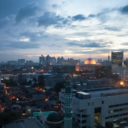 Moevenpick Hotel Jakarta City Centre Esterno foto
