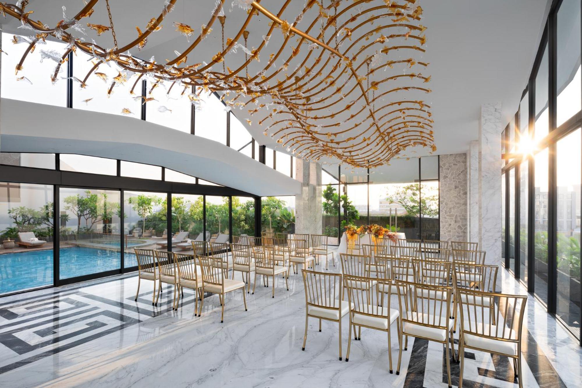 Moevenpick Hotel Jakarta City Centre Esterno foto